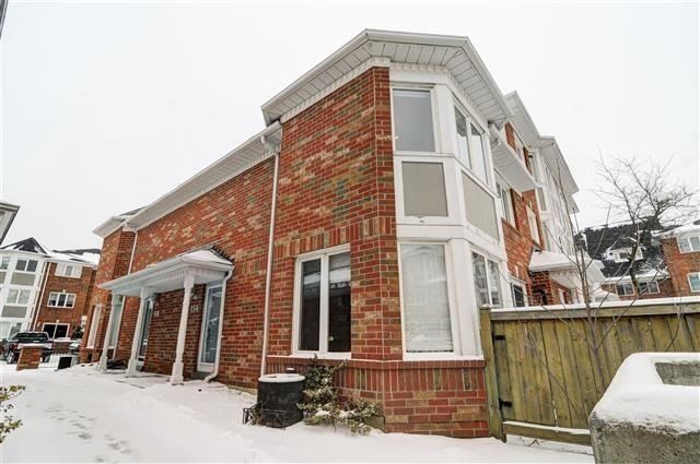 154 - 18 Clark Ave W, Vaughan, L4J8H1 | Image 2