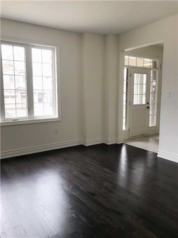 7 Carratuck St, East Gwillimbury, L9N 0S5 | Image 3