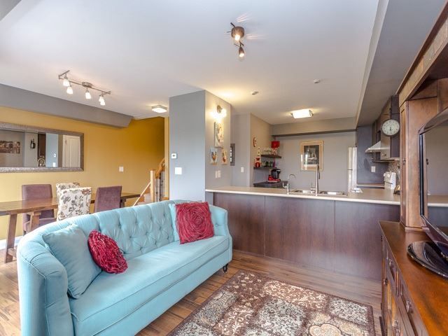 215 - 320 John St, Markham, L3T0B1 | Image 3