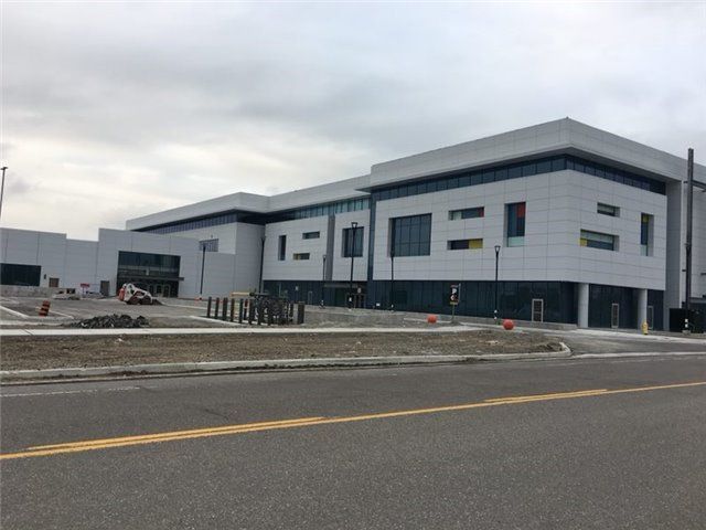 1B33 - 9390 Woodbine Ave, Markham, L6C 0M5 | Image 2