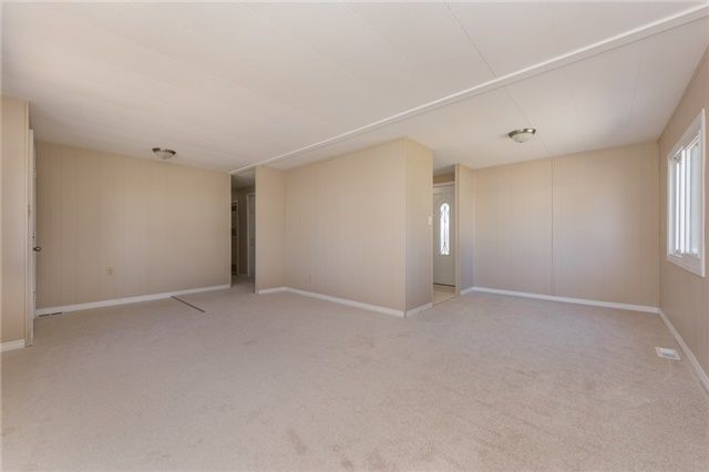 21 Hawthorne Dr, Innisfil, L9S 1P7 | Image 2