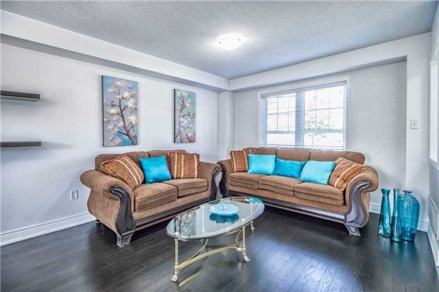 76 Gas Lamp Lane, Markham, L6B0H7 | Image 3