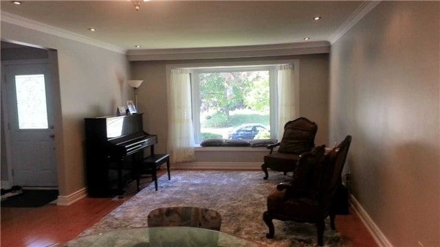 47 Ladyslipper Crt, Markham, L3T2S6 | Image 3