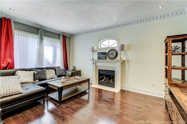 21 Berger Ave, Markham, L6B0B6 | Image 3