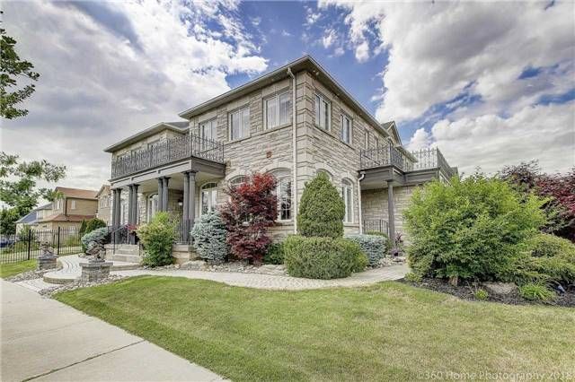 2 Mumberson Crt, Markham, L6C1Y4 | Image 2