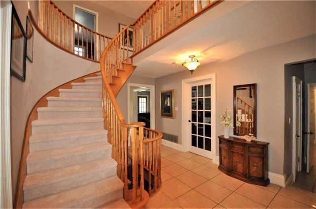 193 Wigwoss Dr, Vaughan, L4L4A7 | Image 3