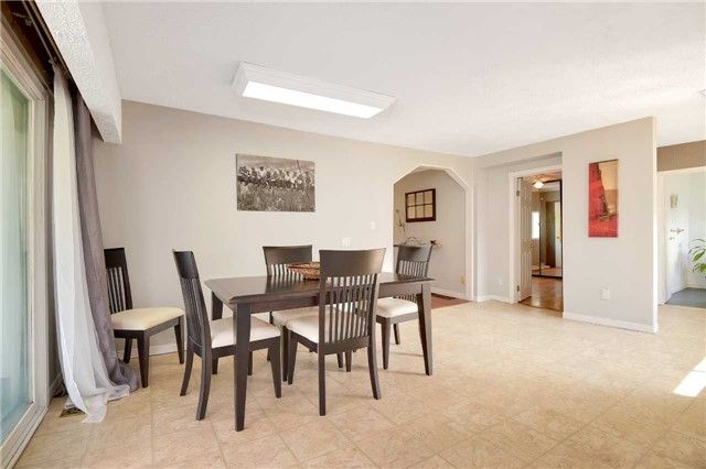 300 Metro Rd N, Georgina, L4P3C8 | Image 3