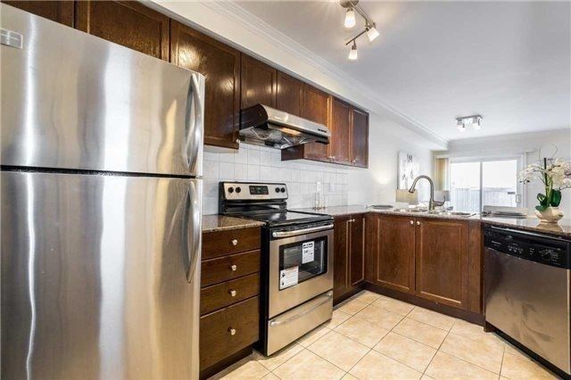 119 Amulet Cres, Richmond Hill, L4S2V9 | Image 2