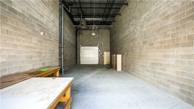 38 - 16945 Leslie St, Newmarket, L3Y9A2 | Image 2