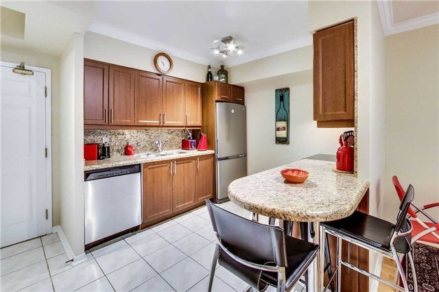 117 - 7398 Yonge St, Vaughan, L4J8J2 | Image 3