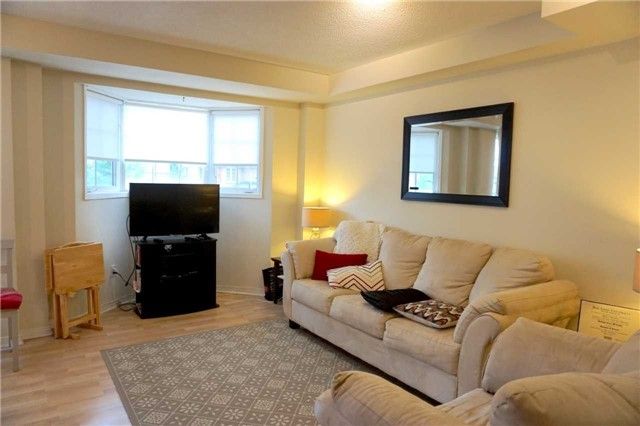D203 - 116 Cornell Park Ave, Markham, L6B1B6 | Image 2