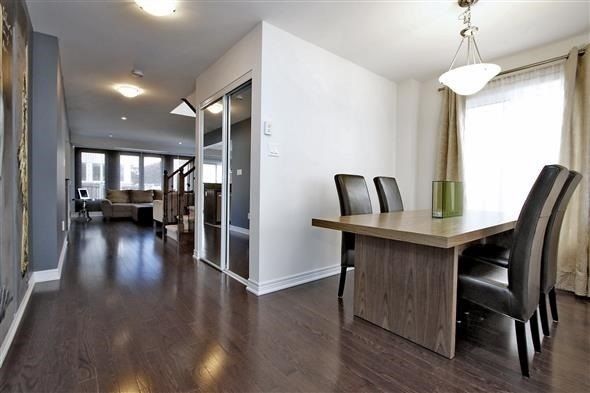 14 Yang St, Richmond Hill, L4E0M6 | Image 2