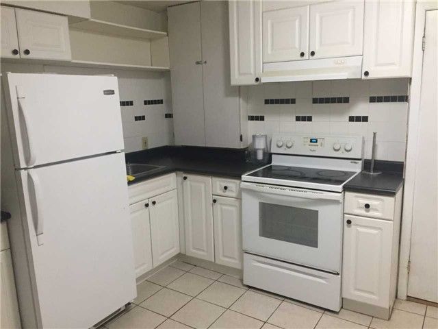 125 Green Bush Cres, Vaughan, L4J5M3 | Image 3