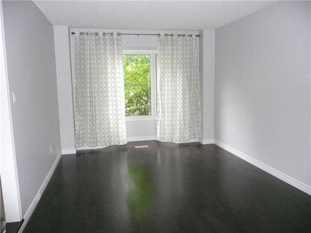 53 Conistan Rd, Markham, L3R8K6 | Image 2