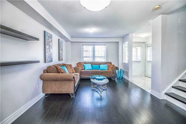 76 Gas Lamp Lane, Markham, L6B0H7 | Image 2