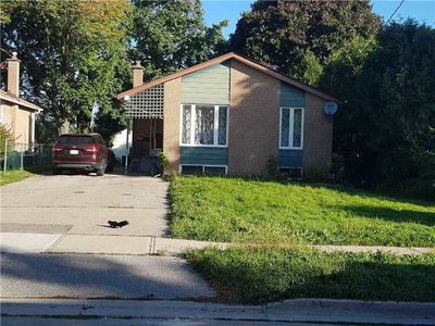 Detached House sold at 68 Child Drive, Aurora, Ontario, L4G1Y7 - Aurora Highlands - MLS: N4249561
