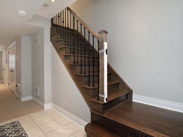 22 Lowther Ave, Richmond Hill, L4E2Z7 | Image 2