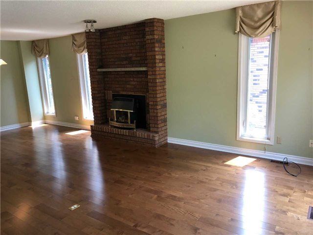 16 Green Briar Rd, New Tecumseth, L9R1R5 | Image 3