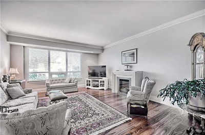 Unit 221 — 35 Baker Hill Blvd, Whitchurch-Stouffville - Stouffville image-0-4