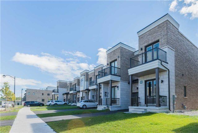 197 Elyse Crt, Aurora, L4G2C9 | Image 2