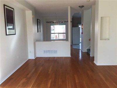 Semi-Detached House leased at 19 Fairlawn Avenue, Markham, Ontario, L6C2L4 - Berczy - MLS: N4266691