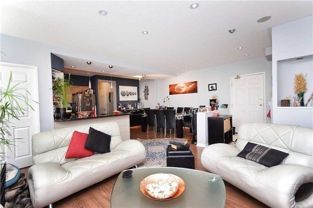 Ph2 - 7398 Yonge St, Vaughan, L4J8J2 | Image 2