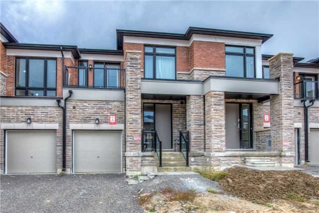 49 Badgerow Way, Aurora, L4G 0Z5 | Image 2