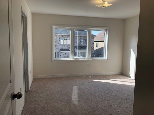 56 Jake Smith Way, Whitchurch-Stouffville, L4A4P8 | Image 2