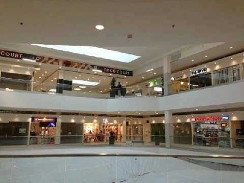 276 - 7181 Yonge St, Markham, L3T 0C7 | Image 2