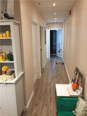 D3 - 28 South Unionville Ave, Markham, L3R4P9 | Image 3