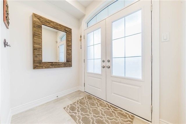 49 Zenith Ave, Vaughan, L4H4K9 | Image 2