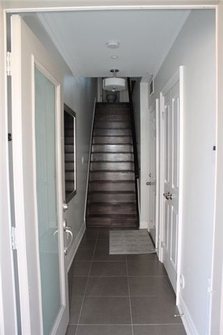 27 Powseland Cres, Vaughan, L4L0C5 | Image 2