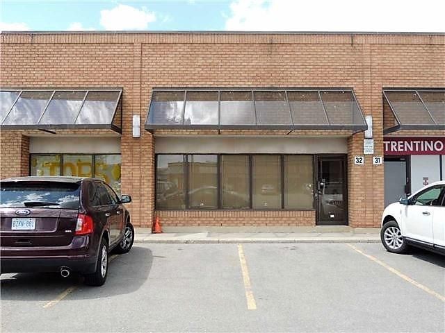 32 - 3300 Steeles Ave W, Vaughan, L4K2Y4 | Image 2