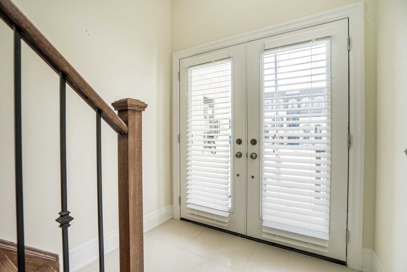 251 Thomas Cook Ave, Vaughan, L6A5A1 | Image 2