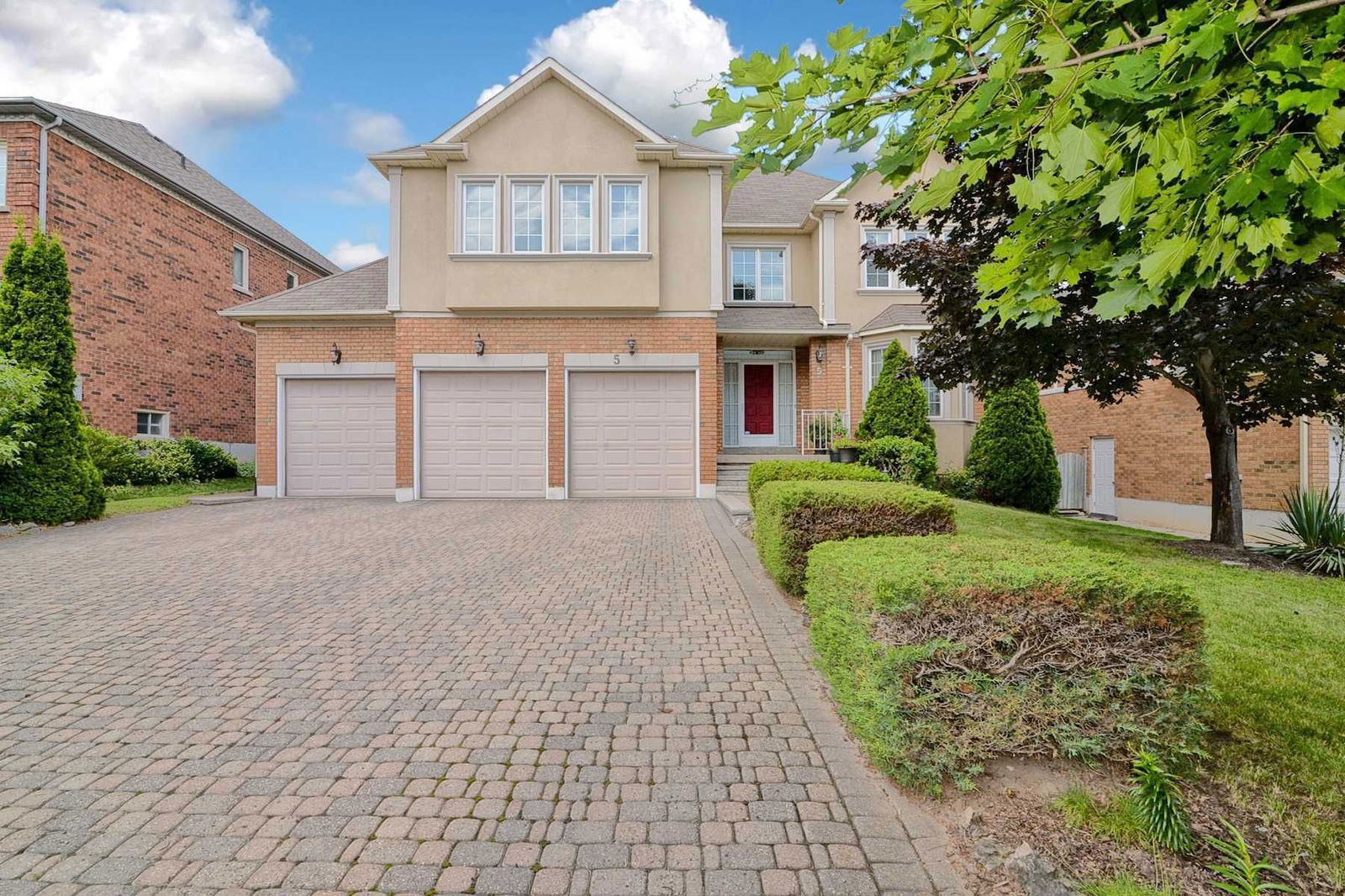 Detached House sold at 5 Chadwick Crescent, Richmond Hill, Bayview Hill, L4B2W6 - MLS: N4307016