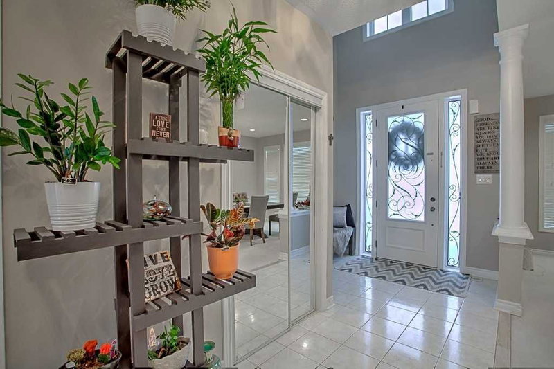 74 Latimer Ave, Essa, L0M1B5 | Image 2