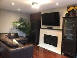 266 London Rd, Newmarket, L3Y6K8 | Image 2