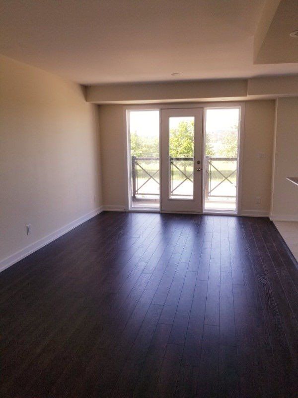 611 - 50 Dunsheath Way, Markham, L6B0A2 | Image 3