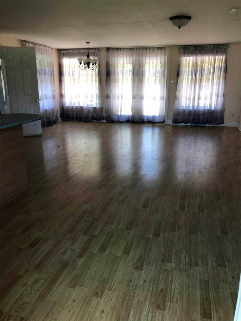 19452 Holland Landing Rd, East Gwillimbury, L9N1M8 | Image 2