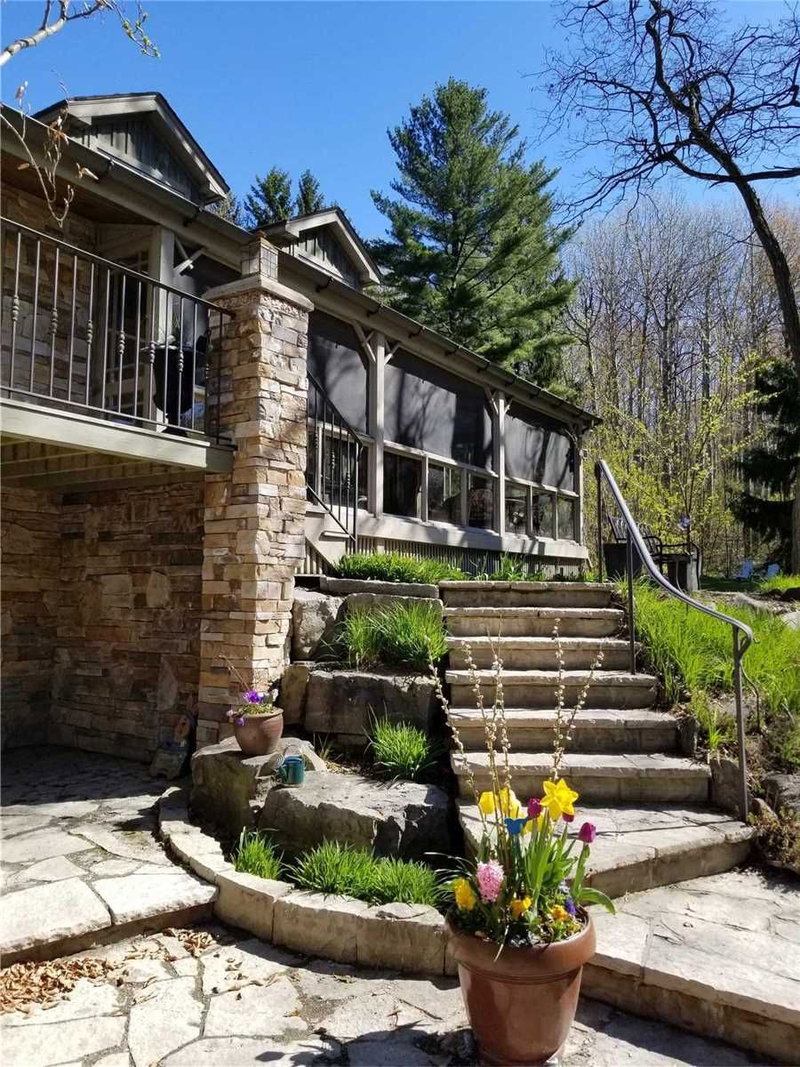 115 Fog Rd, King, L7B1A3 | Image 2