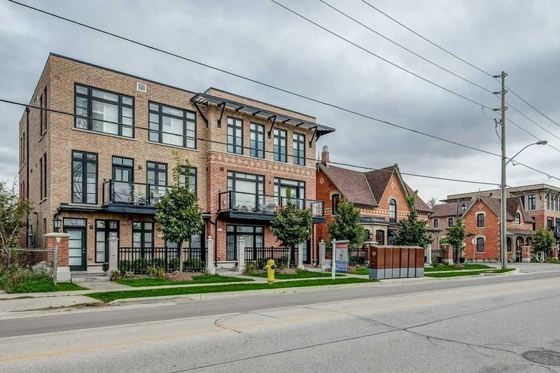 61 - 8177 Kipling Ave, Vaughan, L4L2A3 | Image 2
