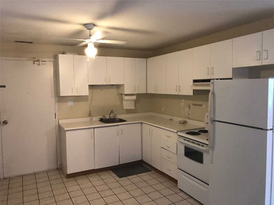 2 beds, 1 bath, 700-1100 sqft