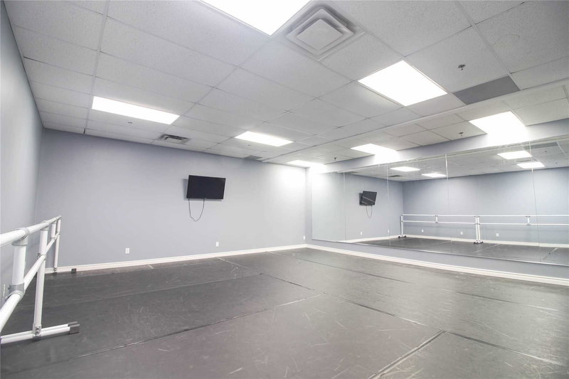 323&325 - 550 Highway 7 E, Richmond Hill, L4B3Z4 | Image 3