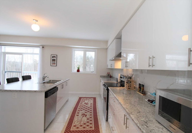 184 Brownley Lane, Essa, L0M1B6 | Image 3