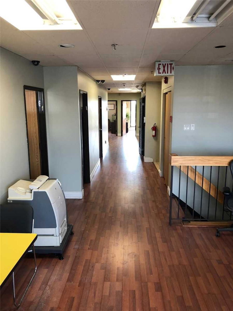 203 - 3300 Steeles Ave W, Vaughan, L4K2Y4 | Image 2