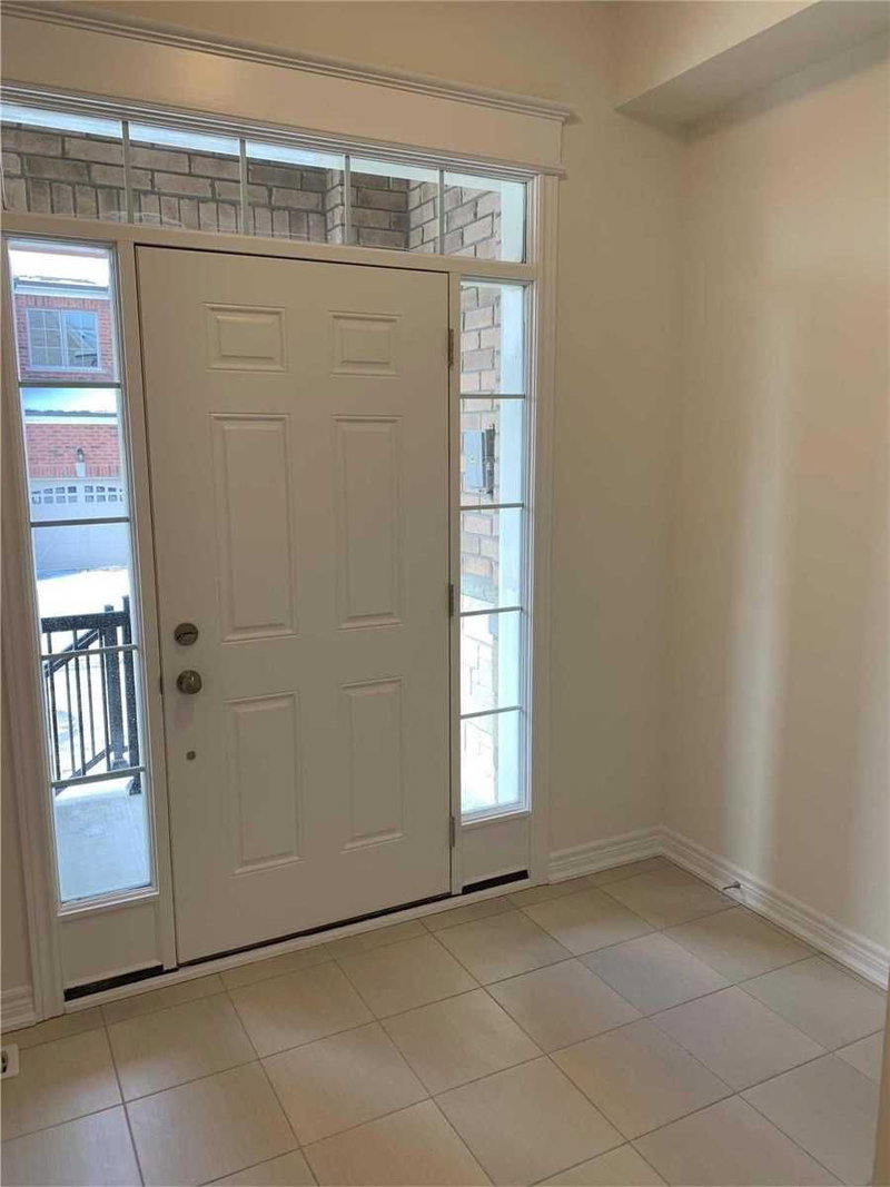 8 Moonseed Lane, Richmond Hill, L4E1E7 | Image 3