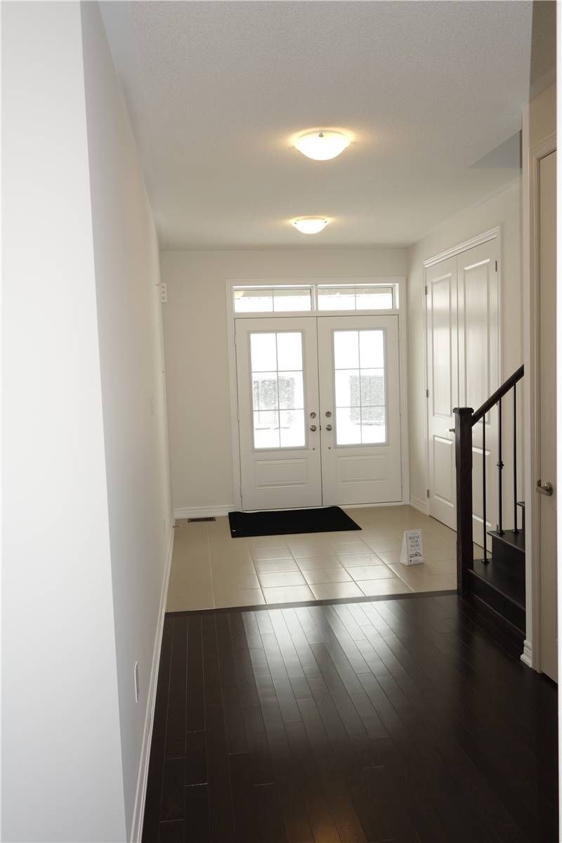 977 Larter St, Innisfil, L9S 0J9 | Image 3