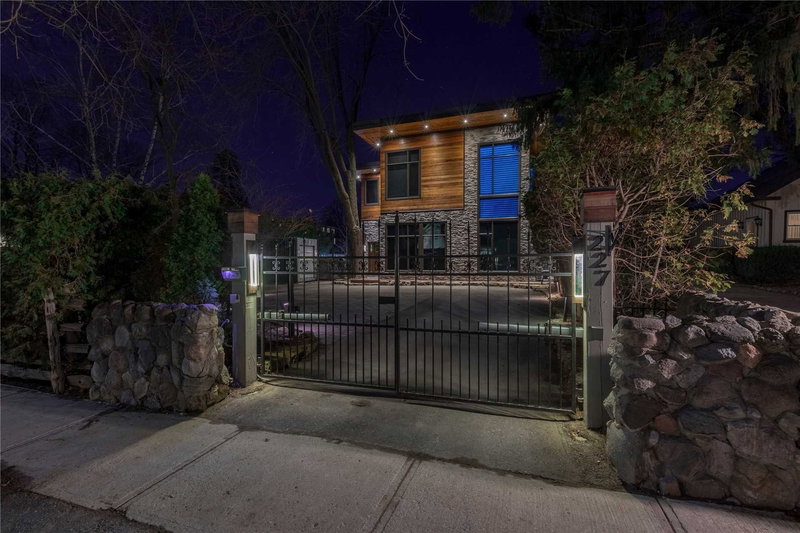 227 Second St, Whitchurch-Stouffville, L4A 1B9 | Image 2