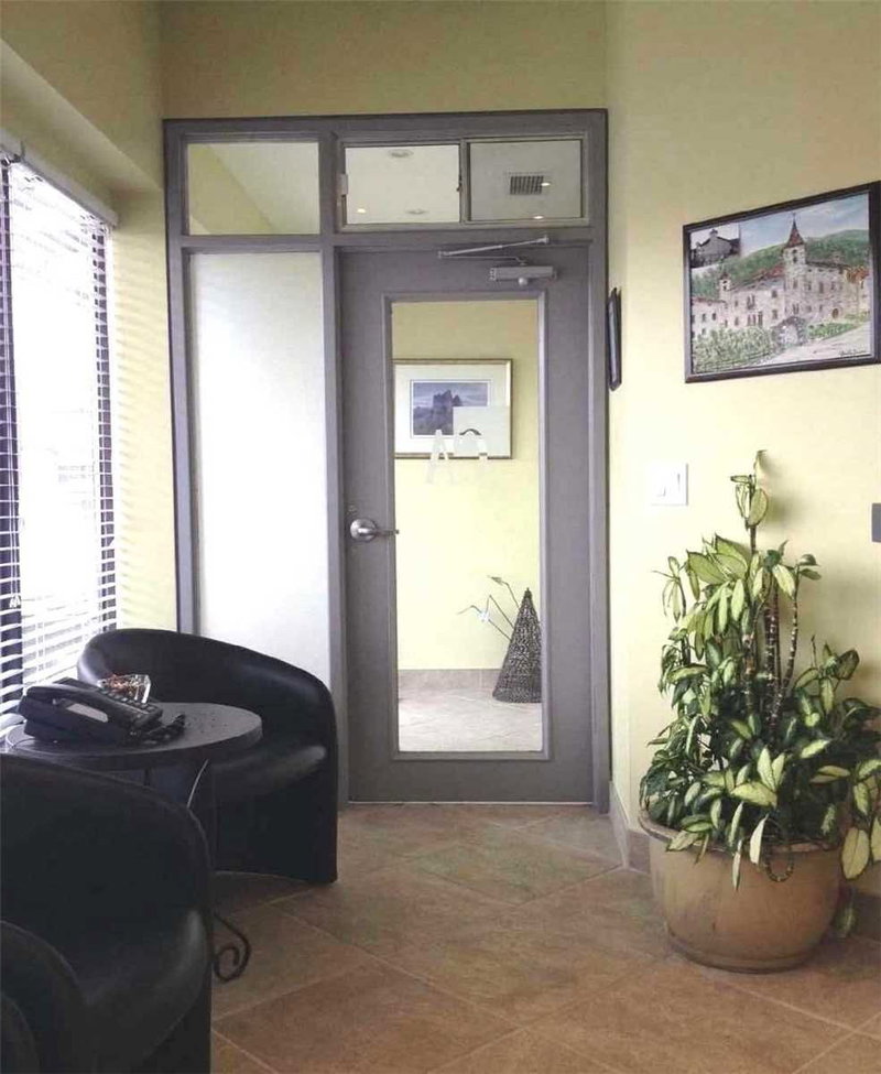 3 - 3300 Steeles Ave W, Vaughan, L4K2Y4 | Image 2