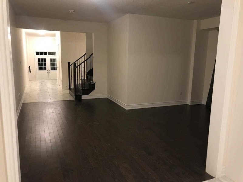 362 Kirkham Dr, Markham, L3S 0E4 | Image 2